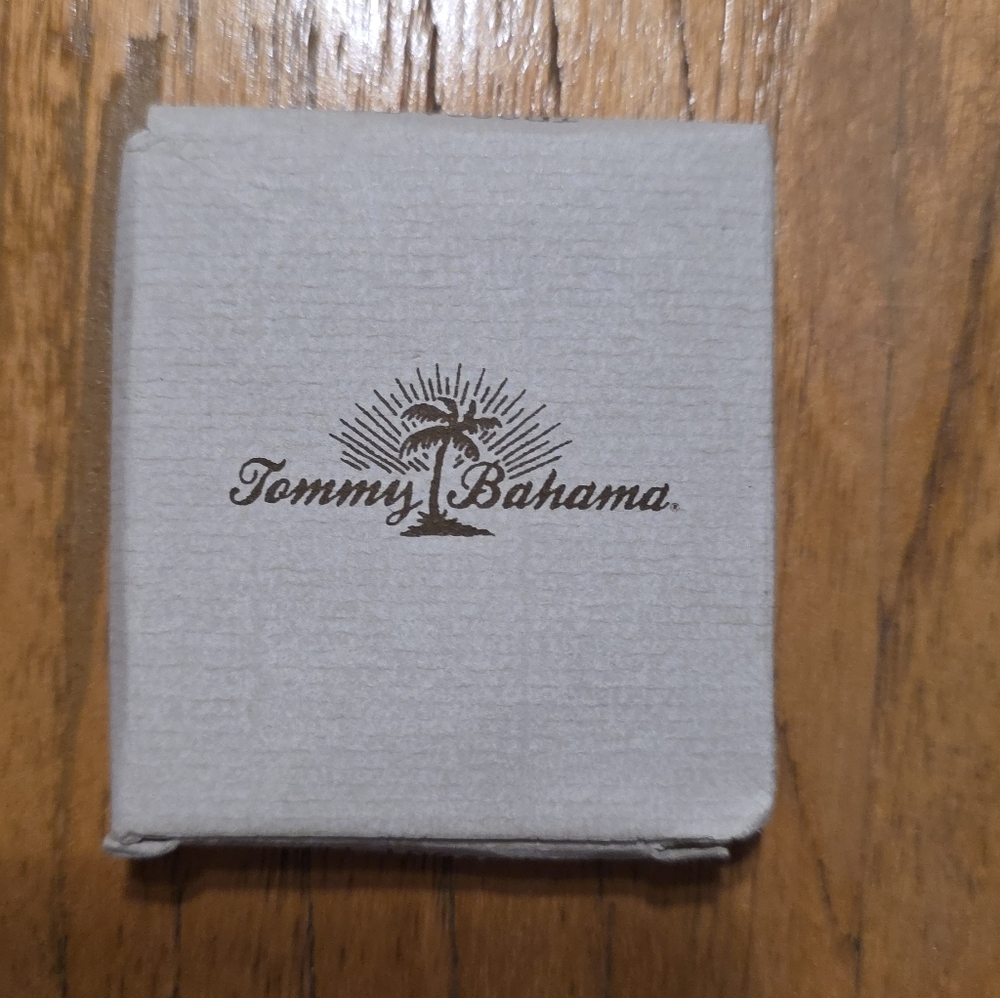Tommy Bahama Tan and Brown Woven Cigar Cutter - Picture 2 of 3